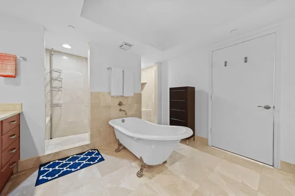 Contact Agent | 3301 Northeast 183rd Street, Unit 2606, Aventura, FL 33160