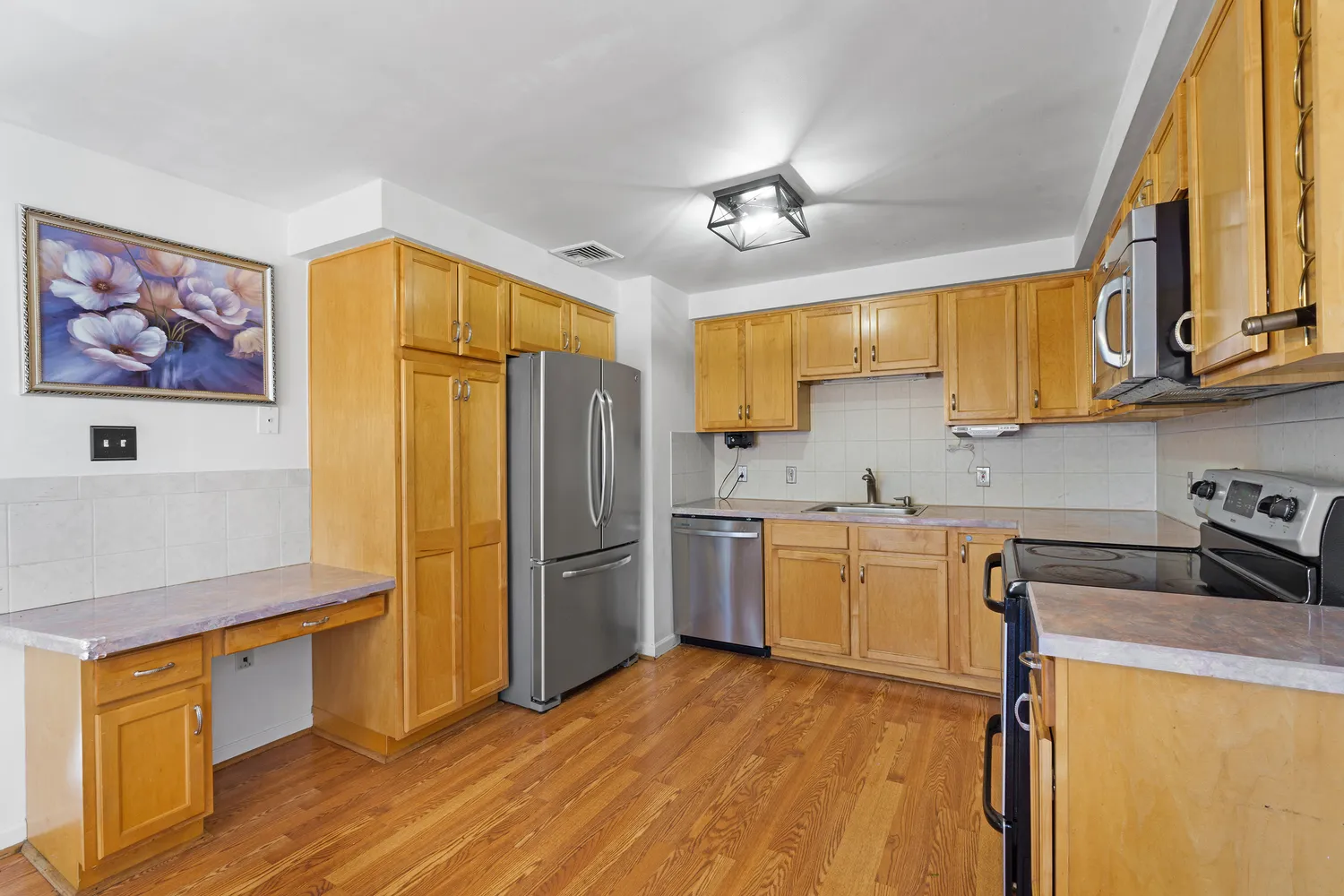 $425,000 | 4 Bantry Court, Highland Lakes, NJ 07422