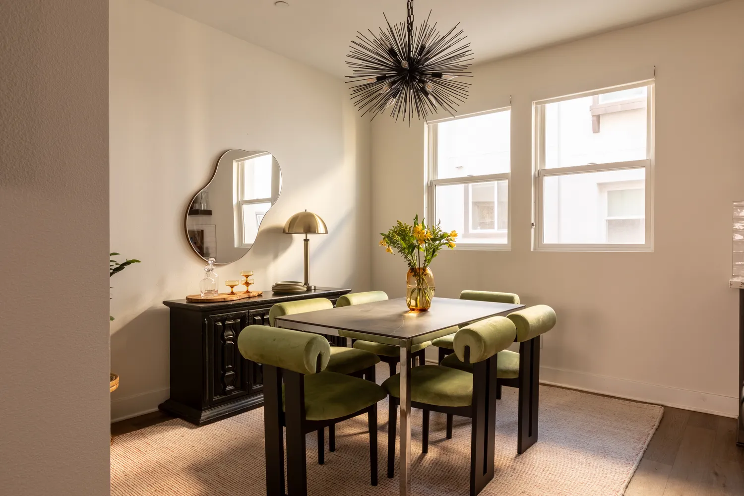 $1,049,000 | 129 Cessna Lane, Los Angeles, CA 90042