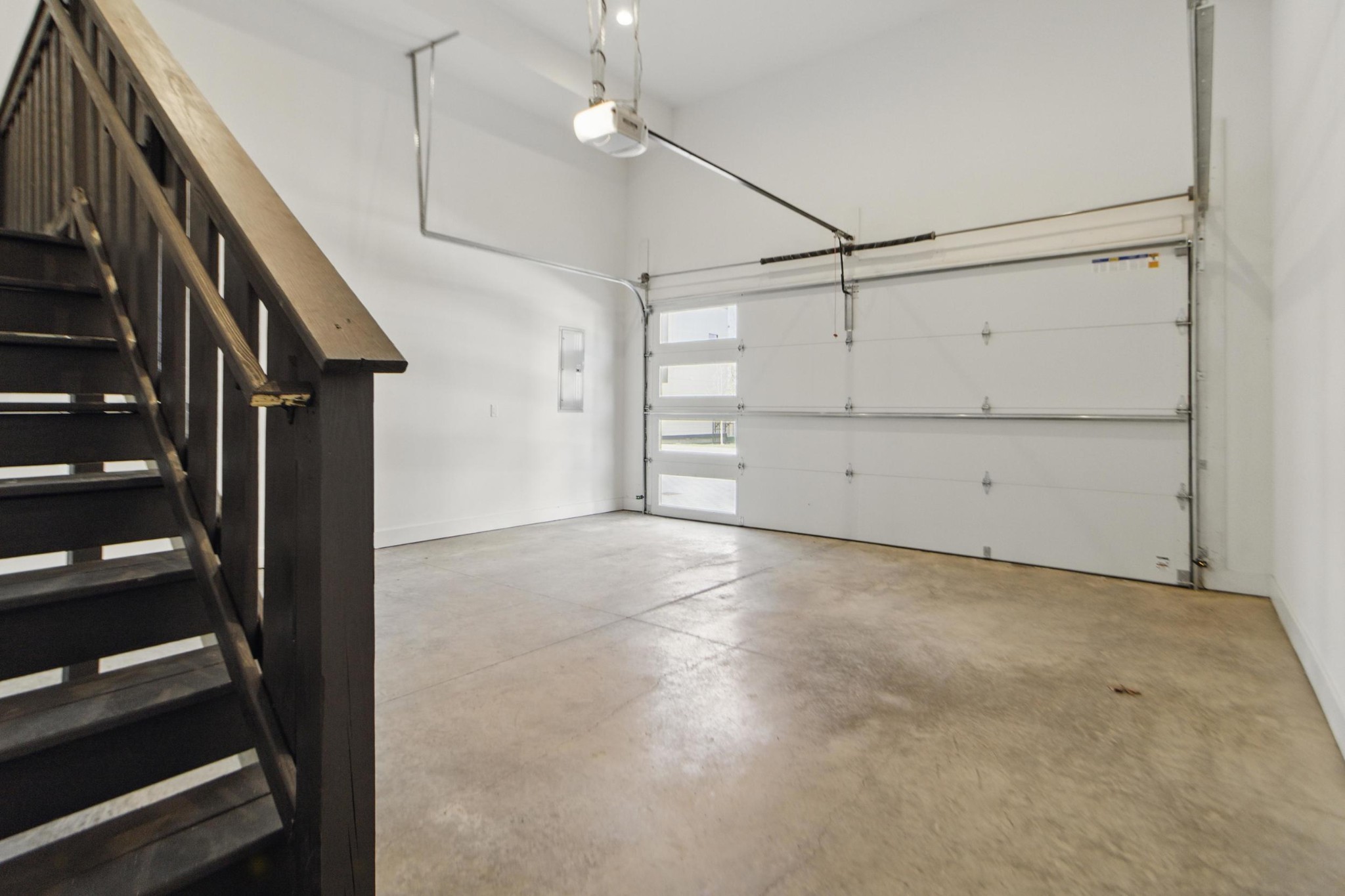 824 Watts Lane, Unit B Nashville, TN 37209 - Photo 19 of 23 a view of a garage