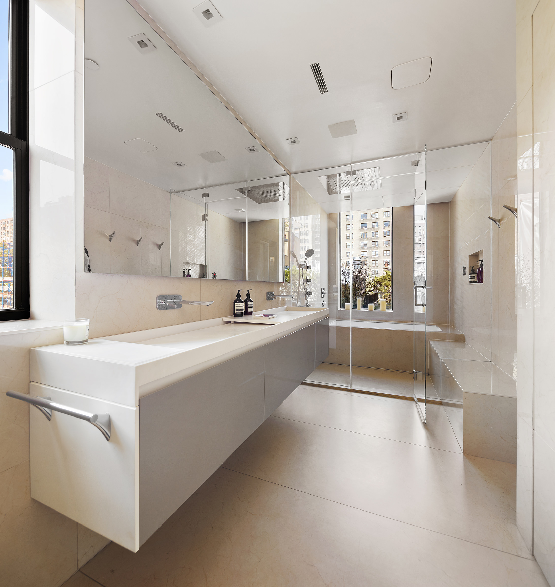 137 West 77th Street Manhattan, NY 10024 - Photo 13 of 27