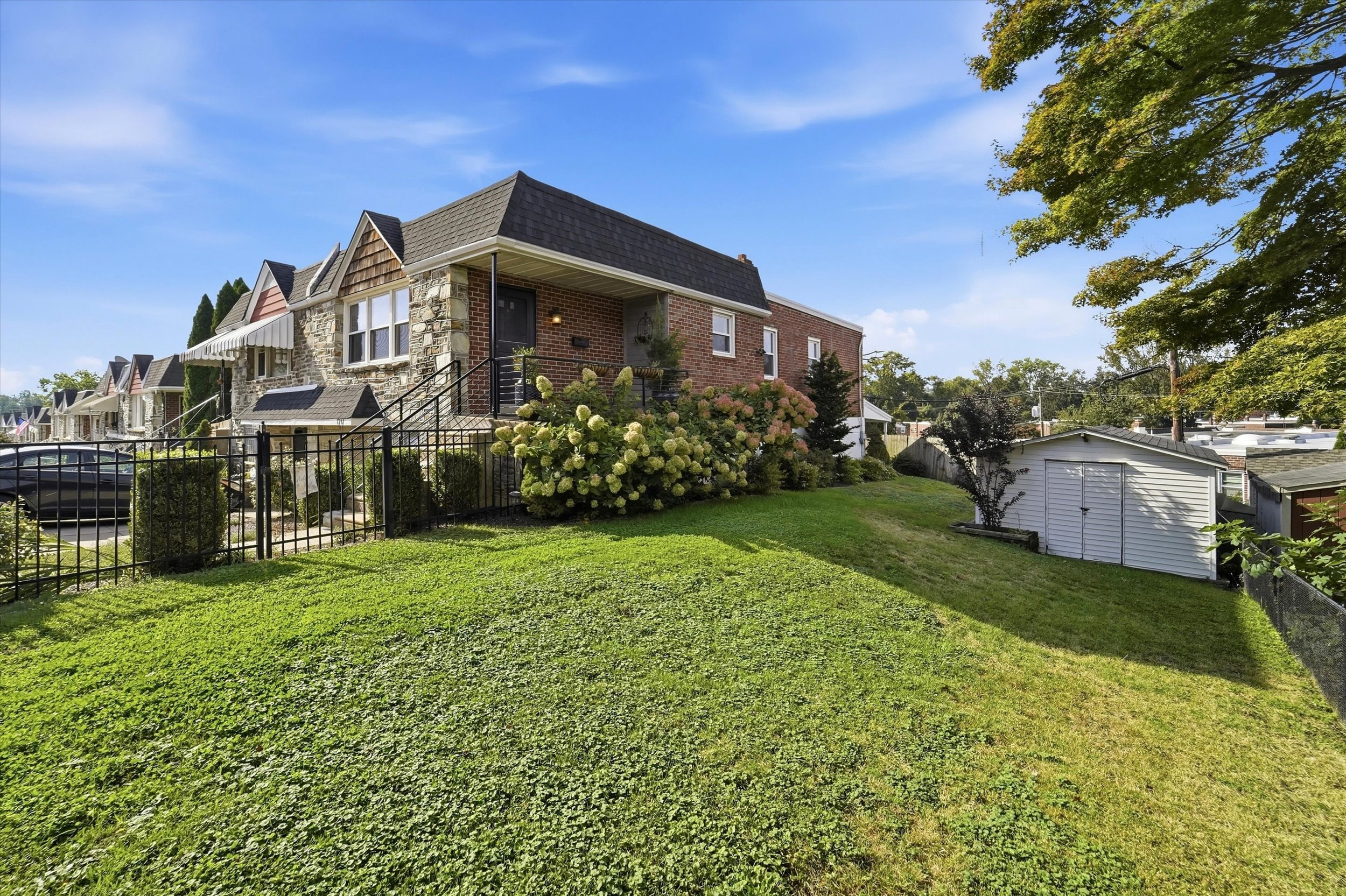 7242 Hill Road Philadelphia, PA 19128 - Photo 36 of 37 Gallery Image 36
