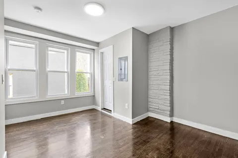$875,000 | Brinkerhoff Street, Jersey City, NJ 07304