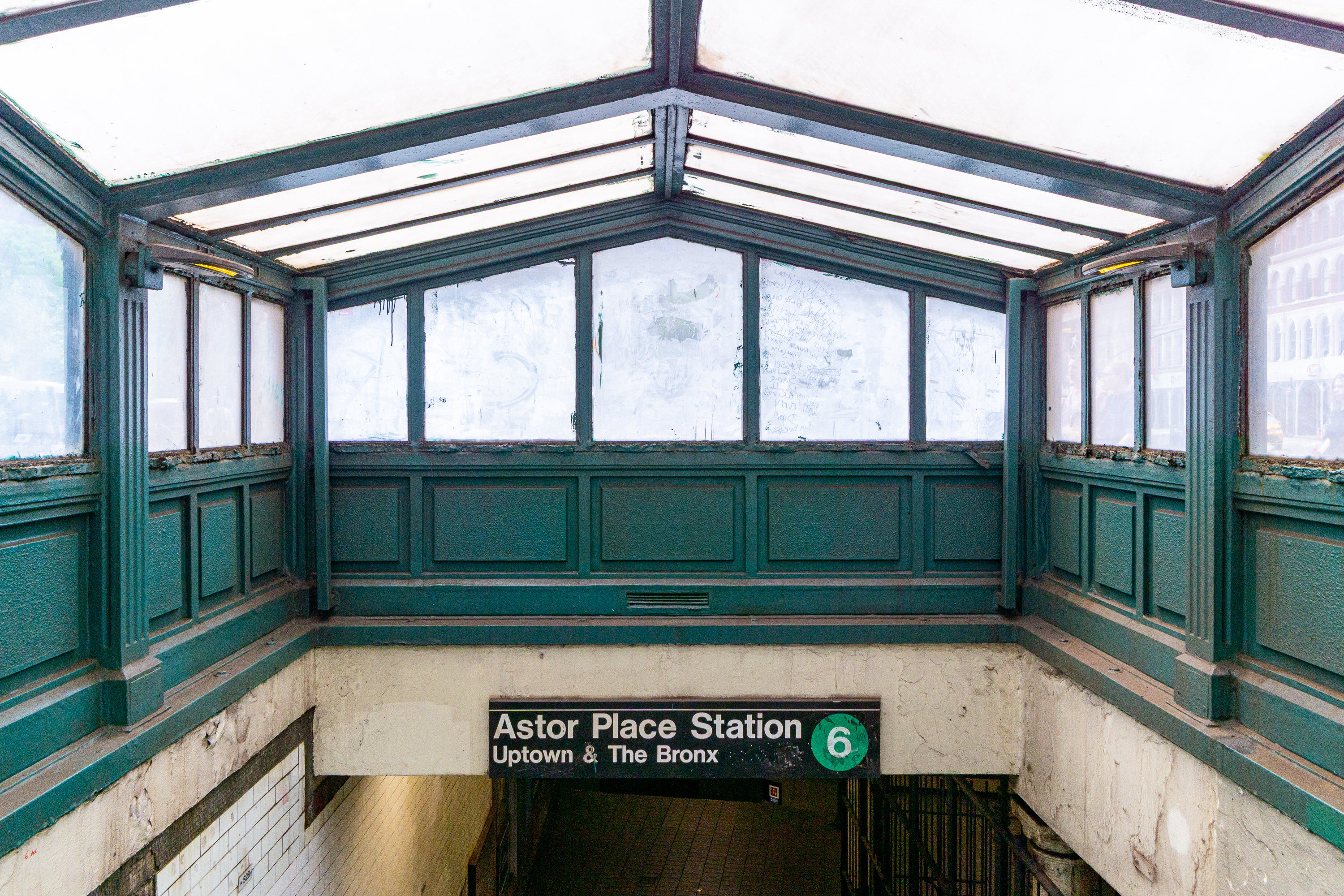 319 East 5th Street, Unit B Manhattan, NY 10003 - Photo 14 of 17 a view of an entryway