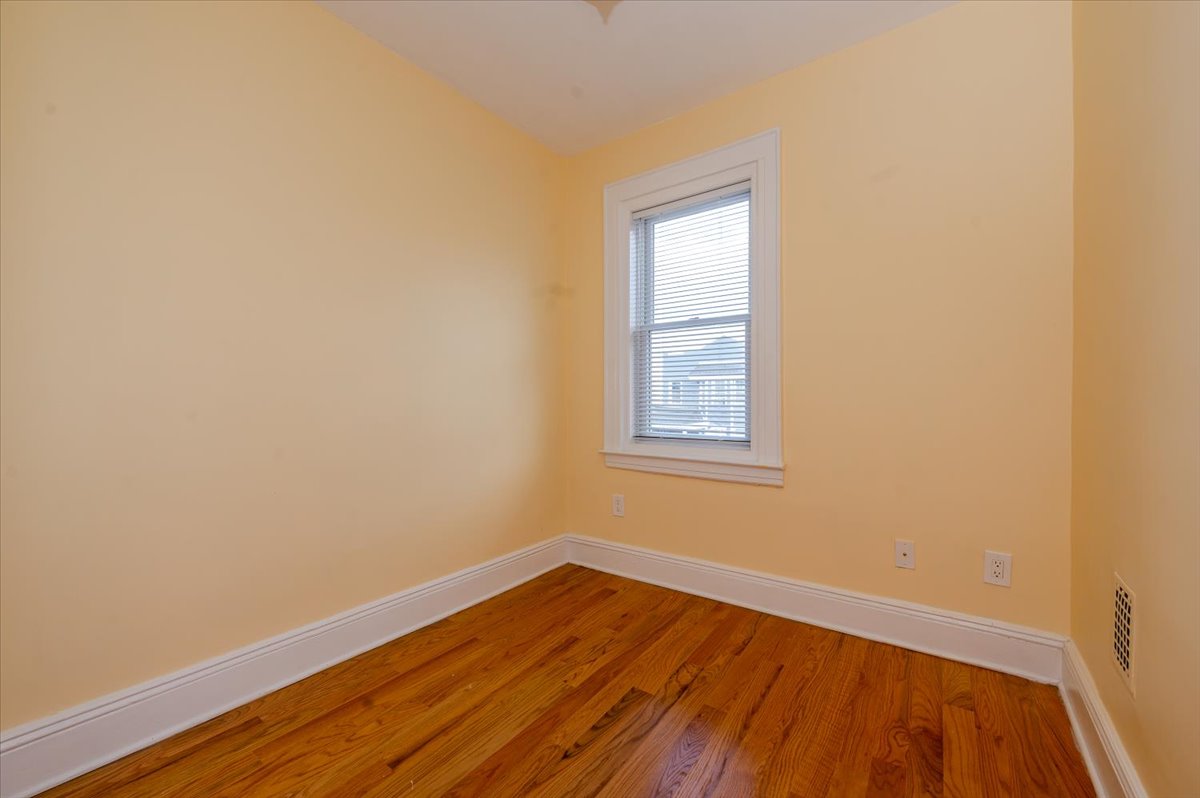 79-32 60th Lane Queens, NY 11385 - Photo 18 of 26