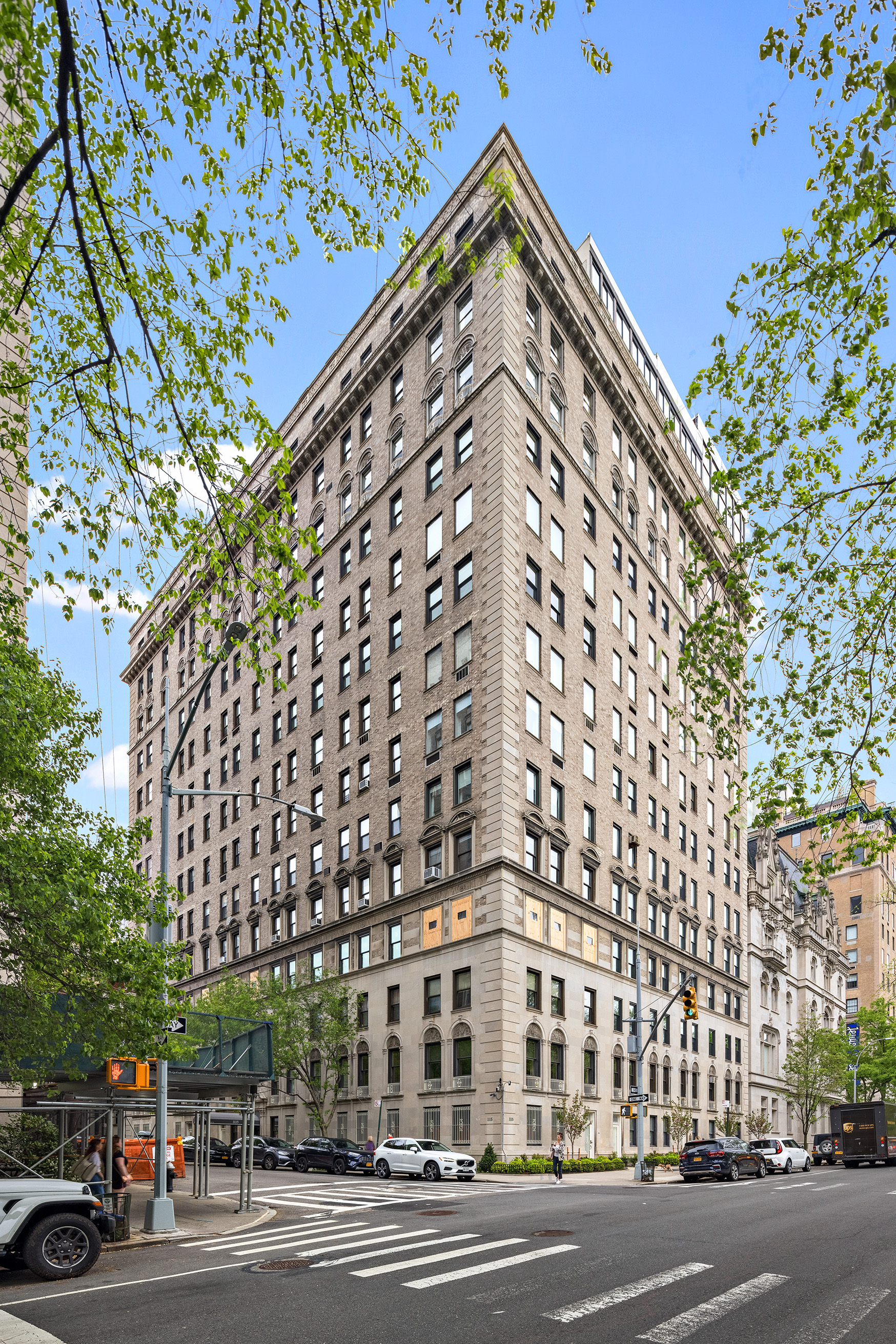 1115 5th Avenue, Unit 15A Manhattan, NY 10128 - Photo 23 of 27 a view of a tall building