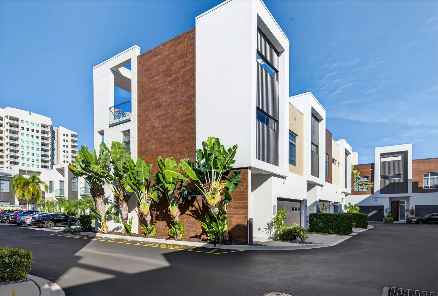 $965,000 | 234 Cosmopolitan Court, Sarasota, FL 34236