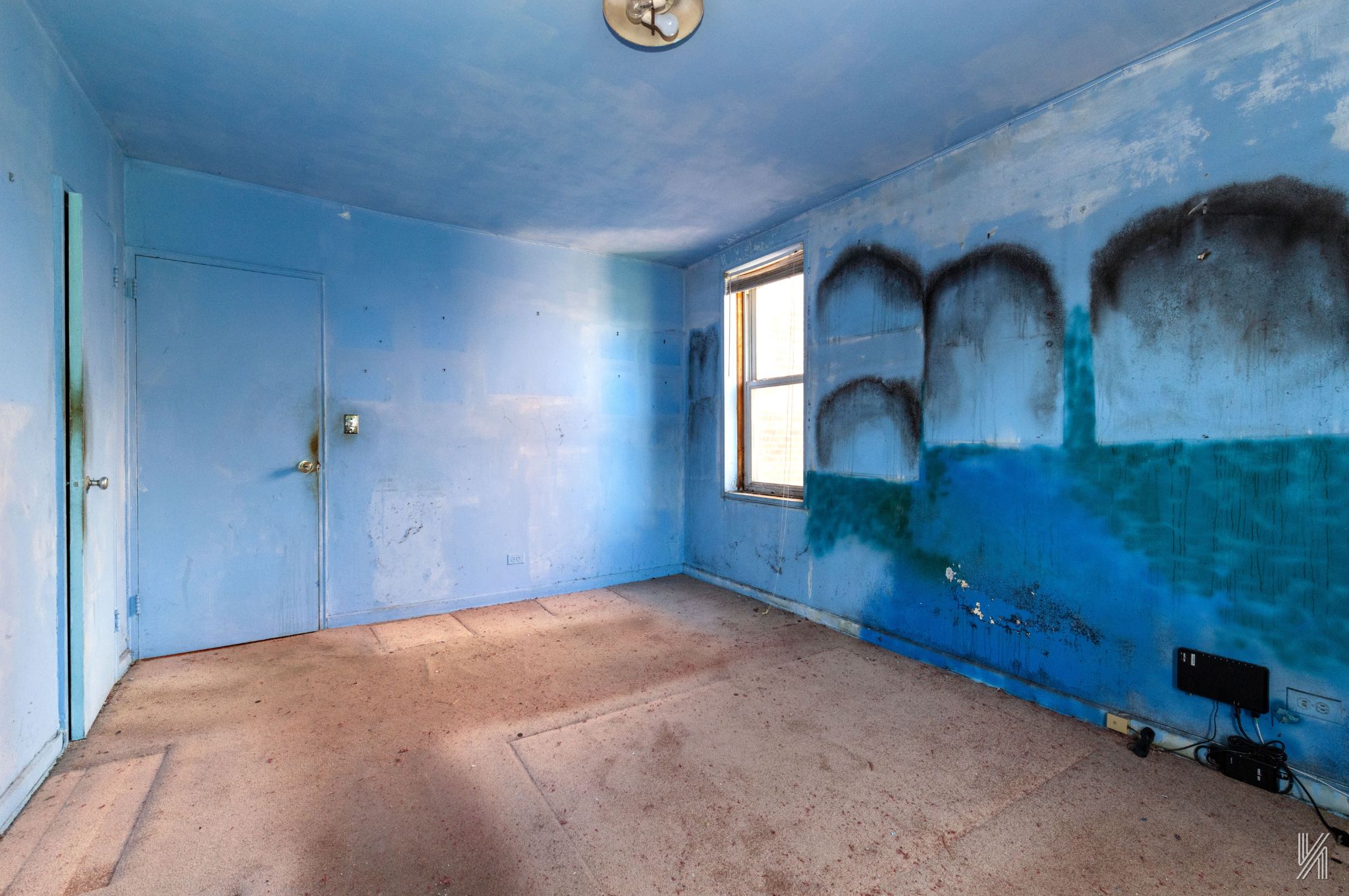 33-04 91st Street, Unit 5L Queens, NY 11372 - Photo 14 of 17 a view of empty room with windows