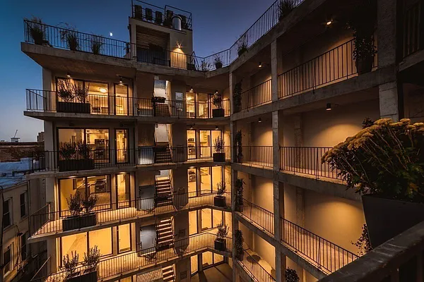 293 Hawthorne Street, Unit 2D Brooklyn, NY 11225 - Photo 12 of 20