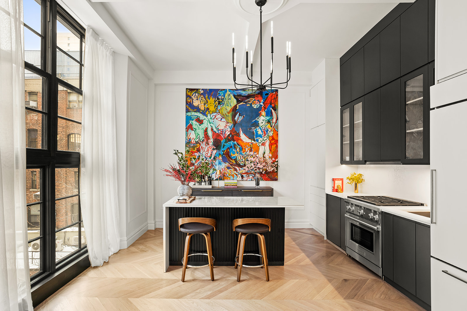 33 West 67th Street, Unit 4M Manhattan, NY 10023 - Photo 3 of 11