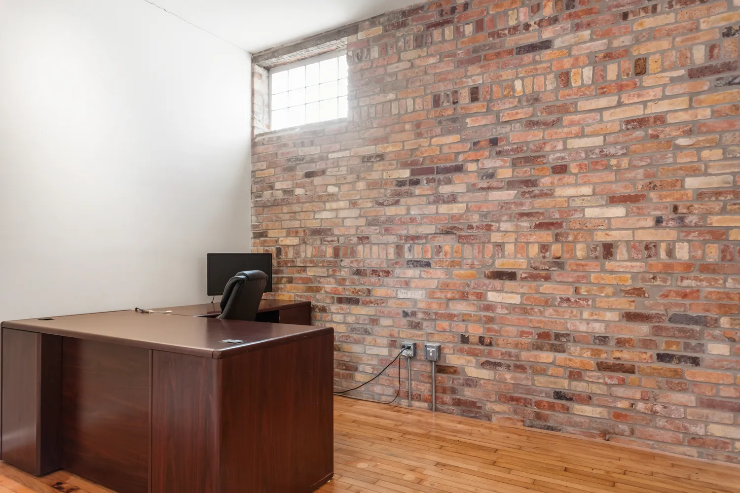 $2,400 | 5431 South Kingshighway Boulevard, St. Louis, MO 63109