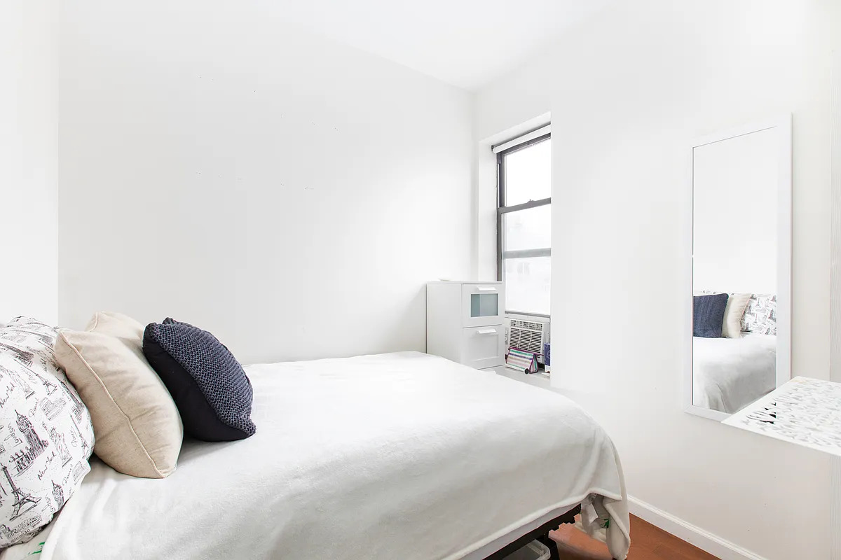108 Stanton Street, Unit 3A Manhattan, NY 10002 - Photo 5 of 6