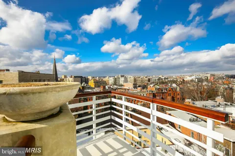 $1,050,000 | 1300 13th Street Northwest, Unit 905, Washington, DC 20005