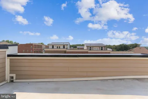 $785,000 | 505 Uptown Street, Gaithersburg, MD 20878