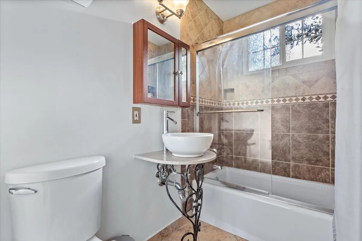 Contact Agent | 17900 Hatteras Street, Encino, CA 91316