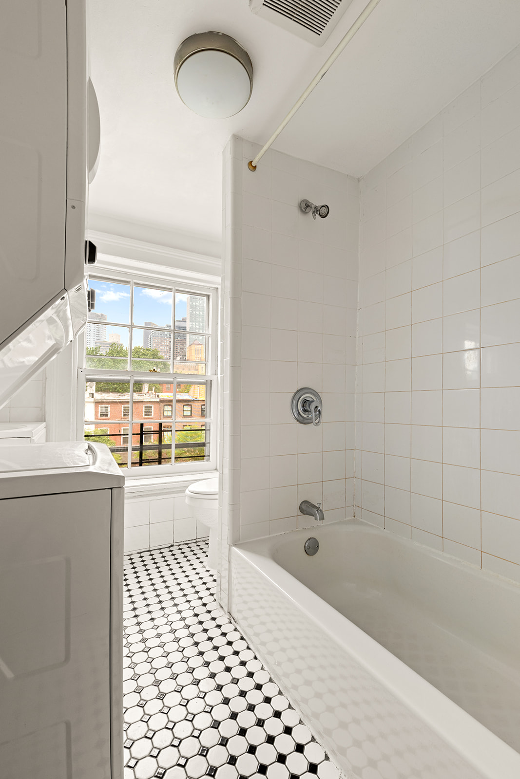 246 Cumberland Street, Unit 2 Brooklyn, NY 11205 - Photo 10 of 11