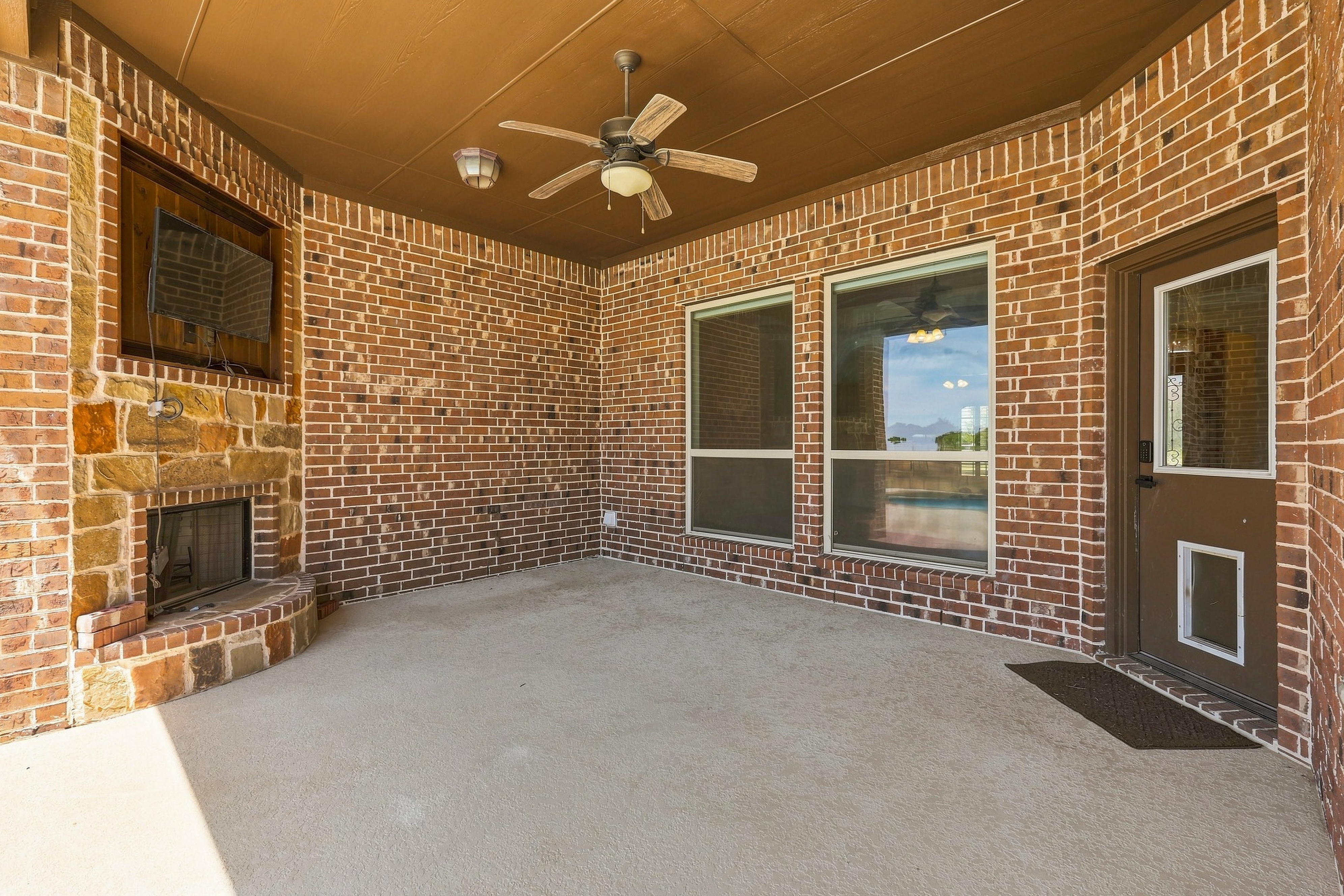 420 Hartley Way Azle, TX 76020 - Photo 43 of 68 Gallery Image 43