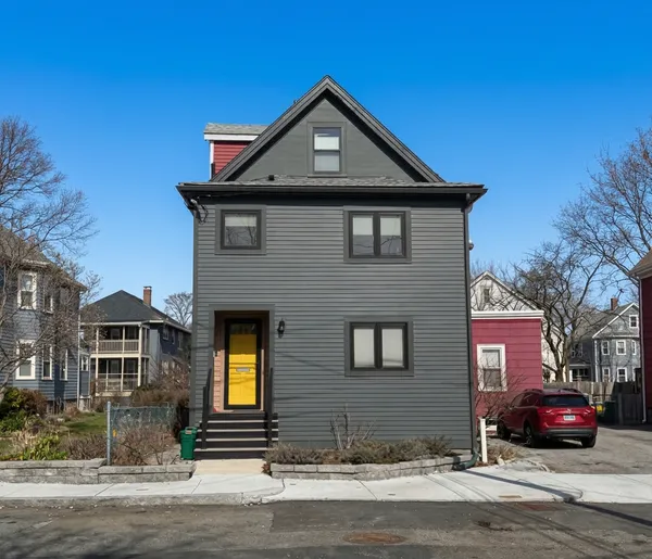$1,300,000 | 3 Foch Street, Cambridge, MA 02140
