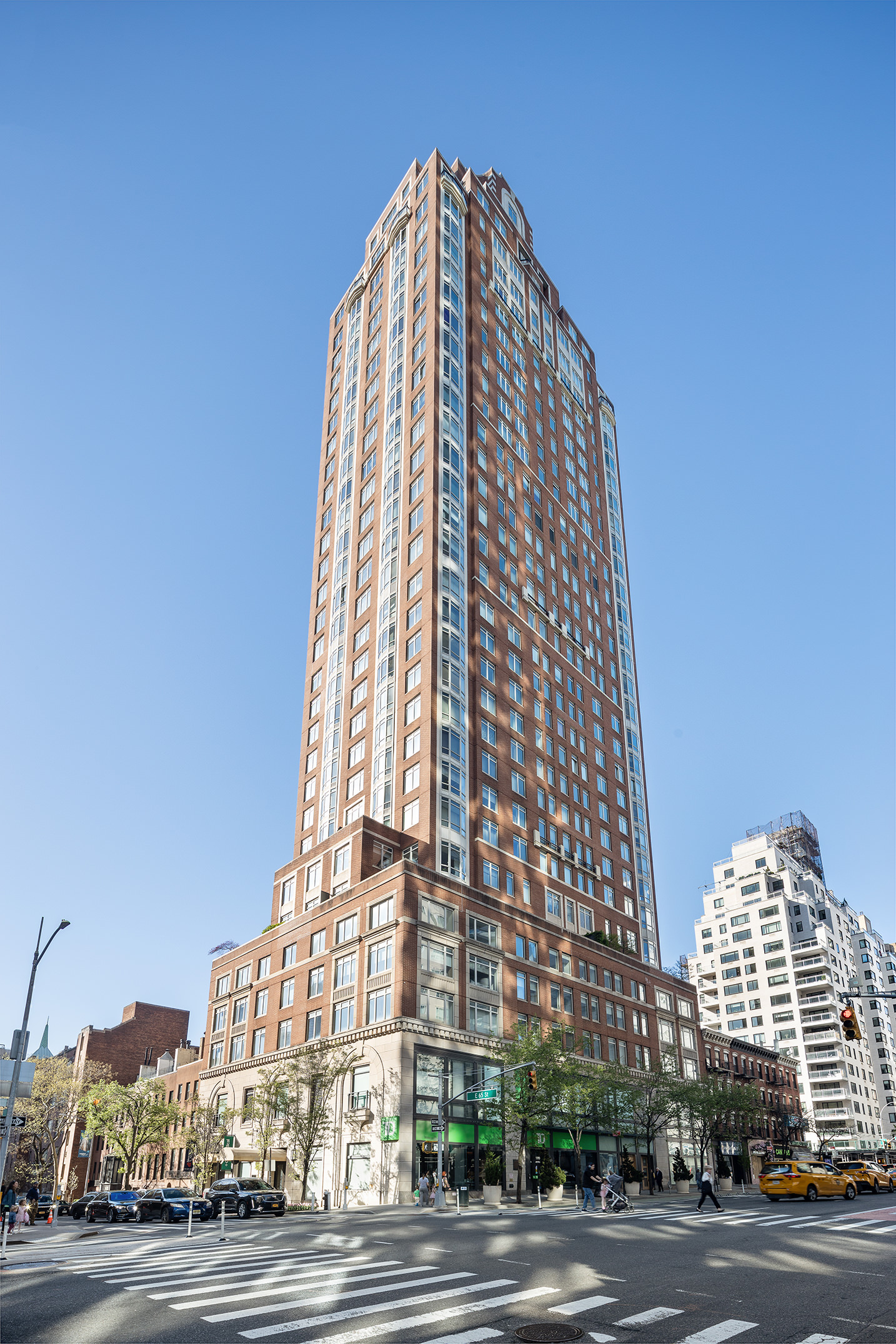 181 East 65th Street, Unit 19A Manhattan, NY 10065 - Photo 11 of 12