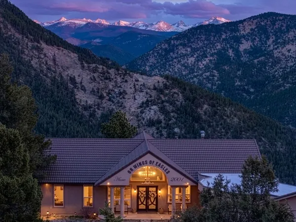 $2,100,000 | 323 Overlook Lane, Boulder, CO 80302
