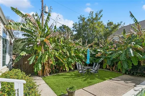 $525,000 | 2700 Constance Street, Unit 2700, New Orleans, LA 70130