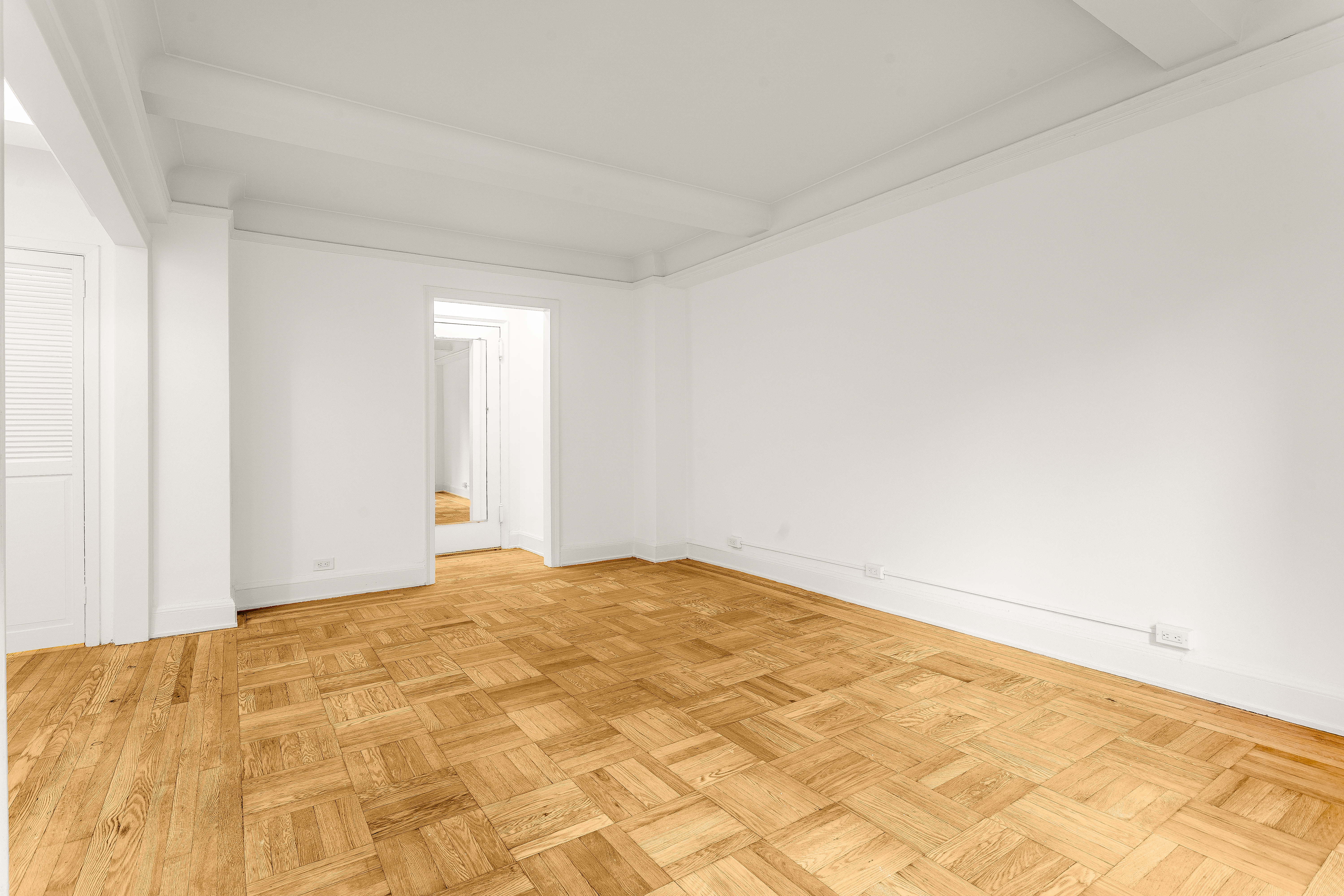 205 East 69th Street, Unit 4F Manhattan, NY 10021 - Photo 4 of 11