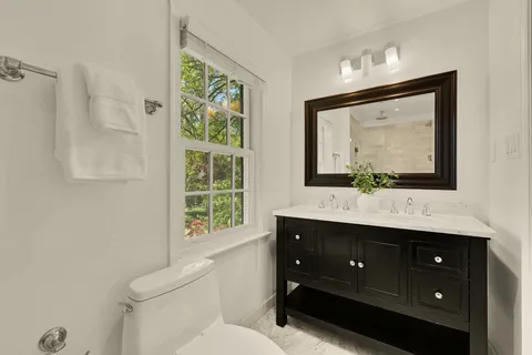 $1,849,000 | 2025 Trumbull Terrace Northwest, Washington, DC 20011