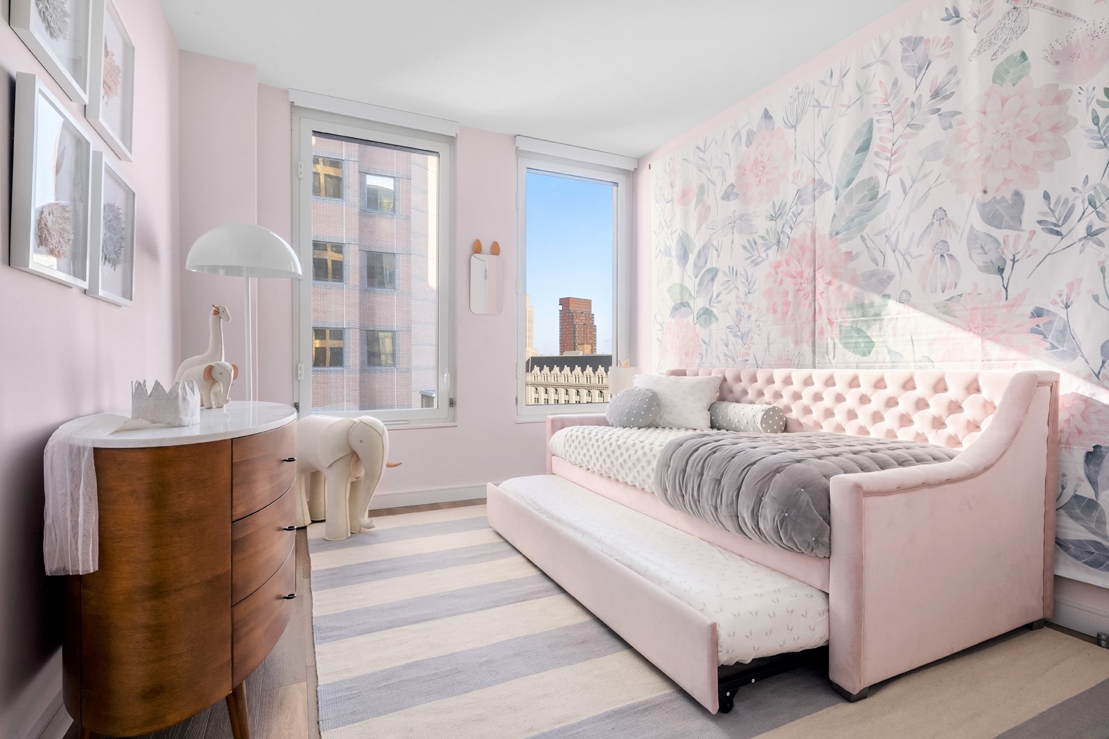 146 Pierrepont Street, Unit 2C Brooklyn, NY 11201 - Photo 9 of 30 a bedroom with bed and a couch