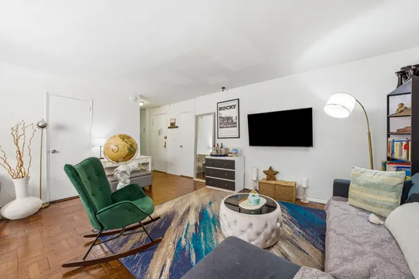 $3,650 | 139 East 33rd Street, Unit 5M | Kips Bay