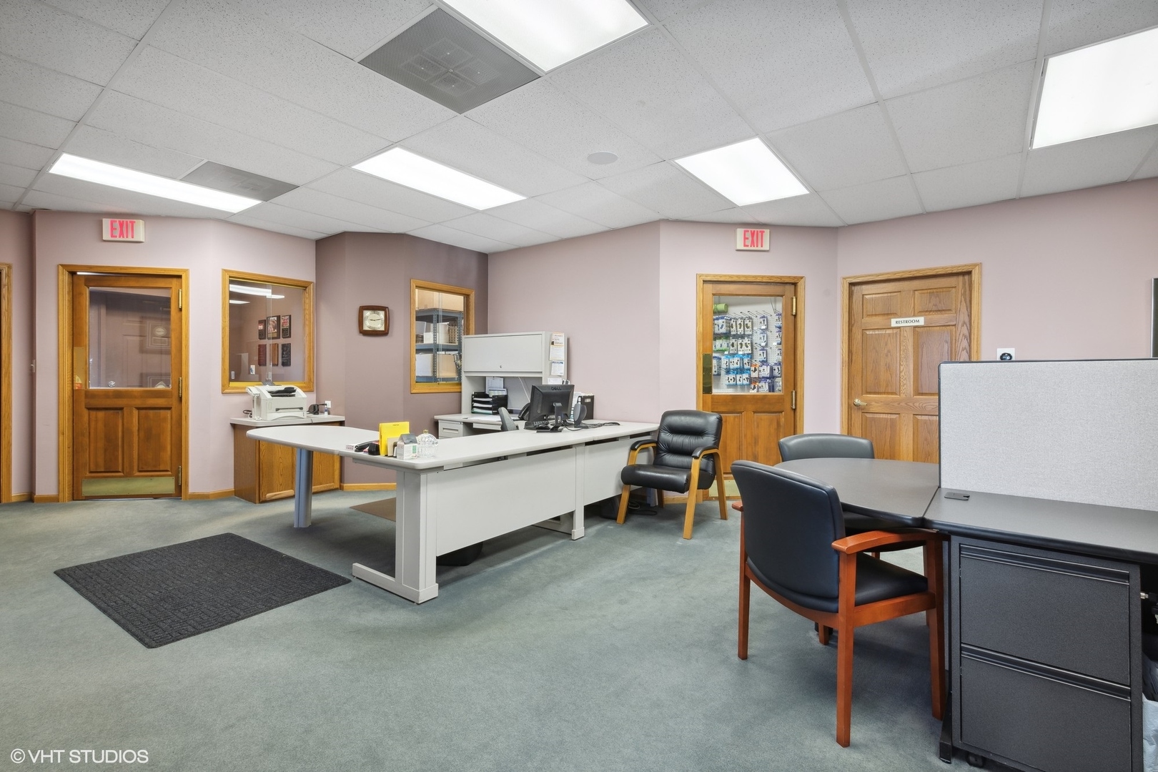 280 North Rand Road Lake Zurich, IL 60047 - Photo 24 of 28 a living room with stainless steel appliances kitchen island granite countertop furniture and a kitchen view