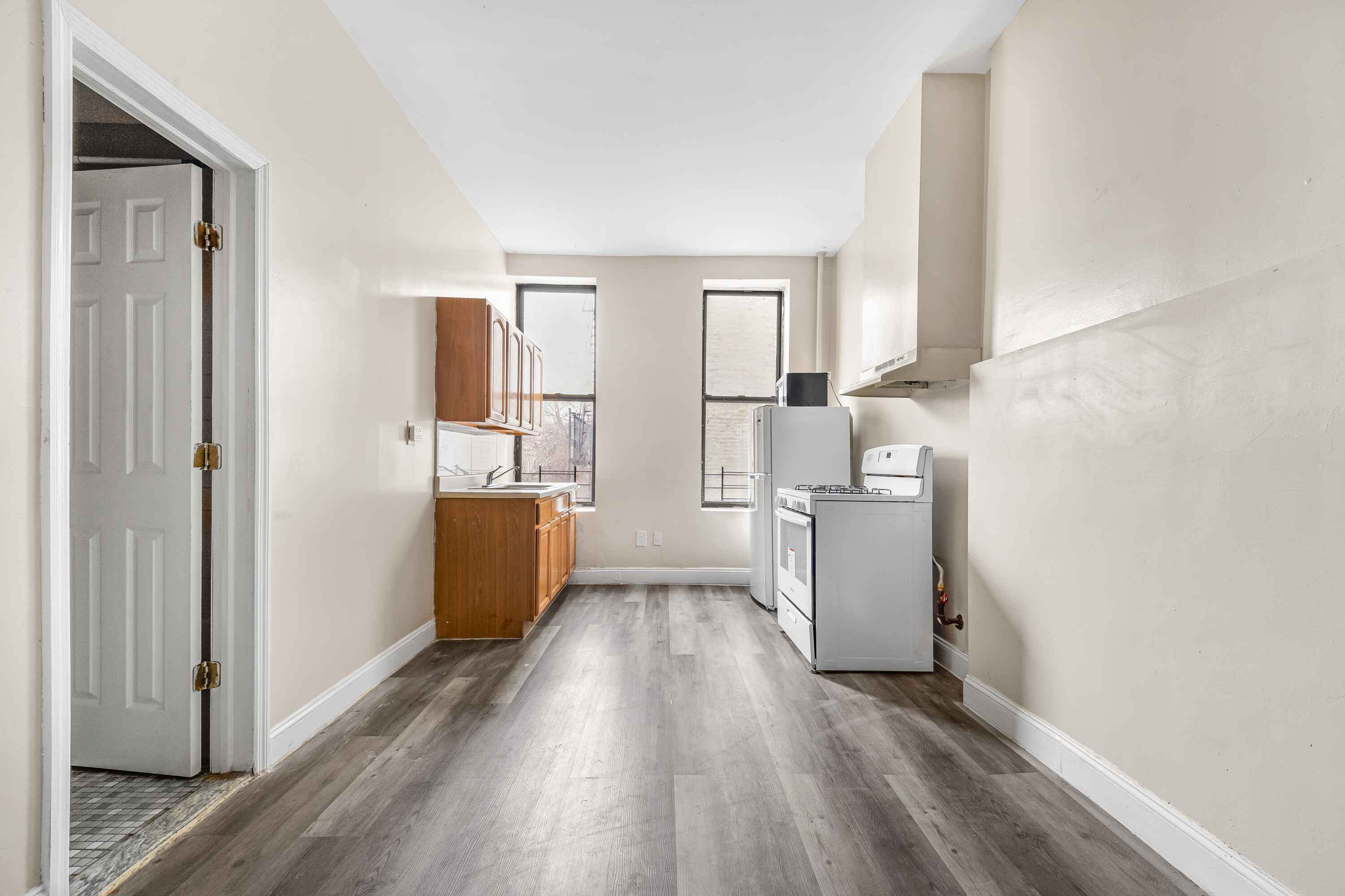 1501 Broadway, Unit HSE Brooklyn, NY 11221 - Photo 8 of 17