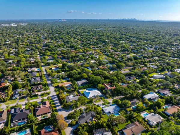 $1,299,000 | 8365 Southwest 163rd Street, Miami, FL 33157