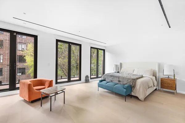 $50,000 | 442 West 22nd Street | Chelsea