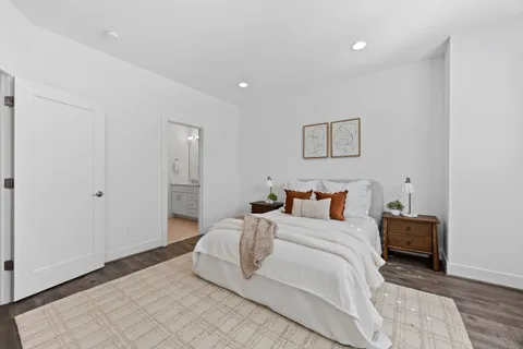 $995,000 | 3510 Bellflower Lane, Rockville, MD 20852