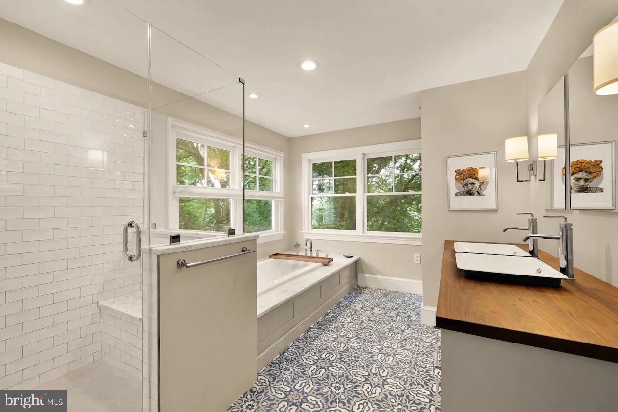 6512 Ridge Drive Bethesda, MD 20816 - Photo 29 of 42 Gallery Image 29
