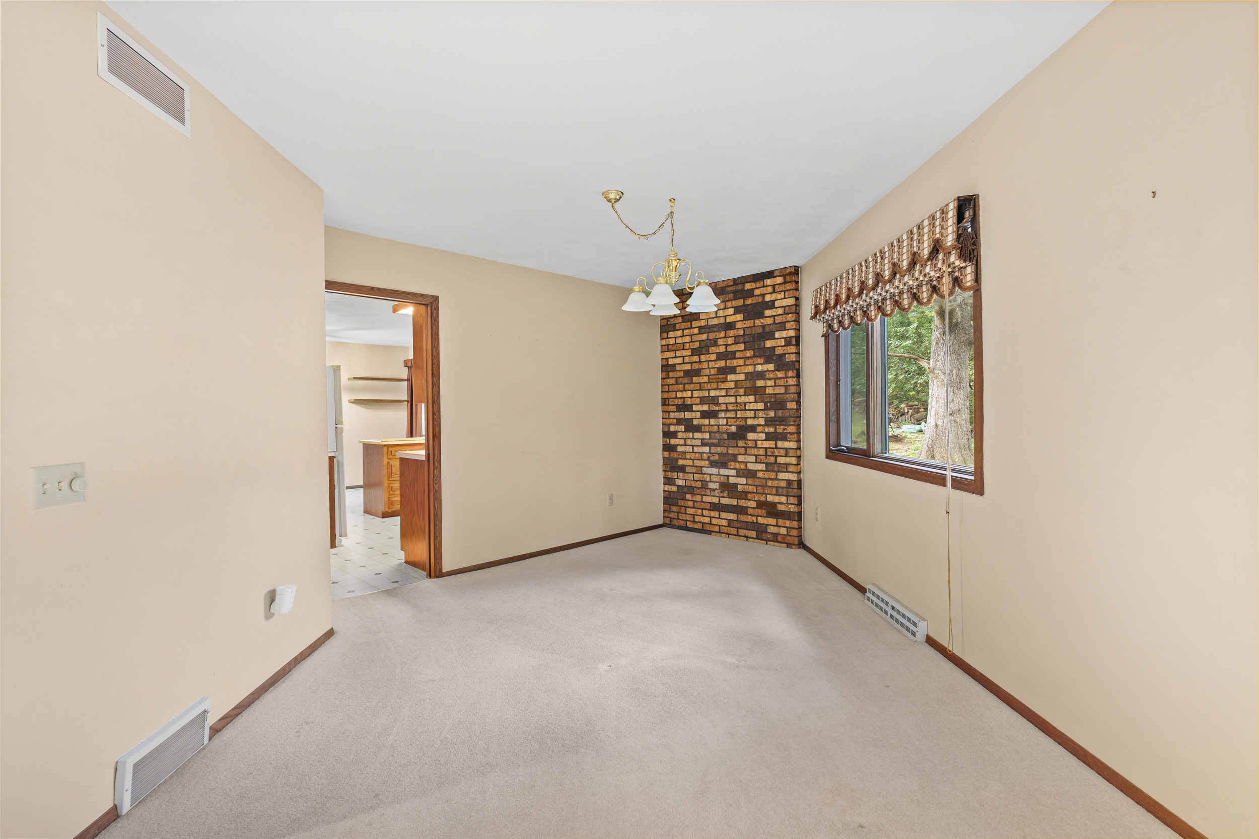 8773 Airport Road Middleton, WI 53562 - Photo 15 of 66 Gallery Image 15