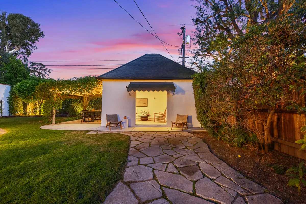 $1,849,000 | 926 Burnside Avenue, Los Angeles, CA 90036