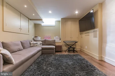 $650,000 | Poplar Street, Philadelphia, PA 19130