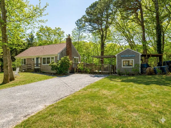 $639,000 | 43 Chickadee Lane, Centerville, MA 02632