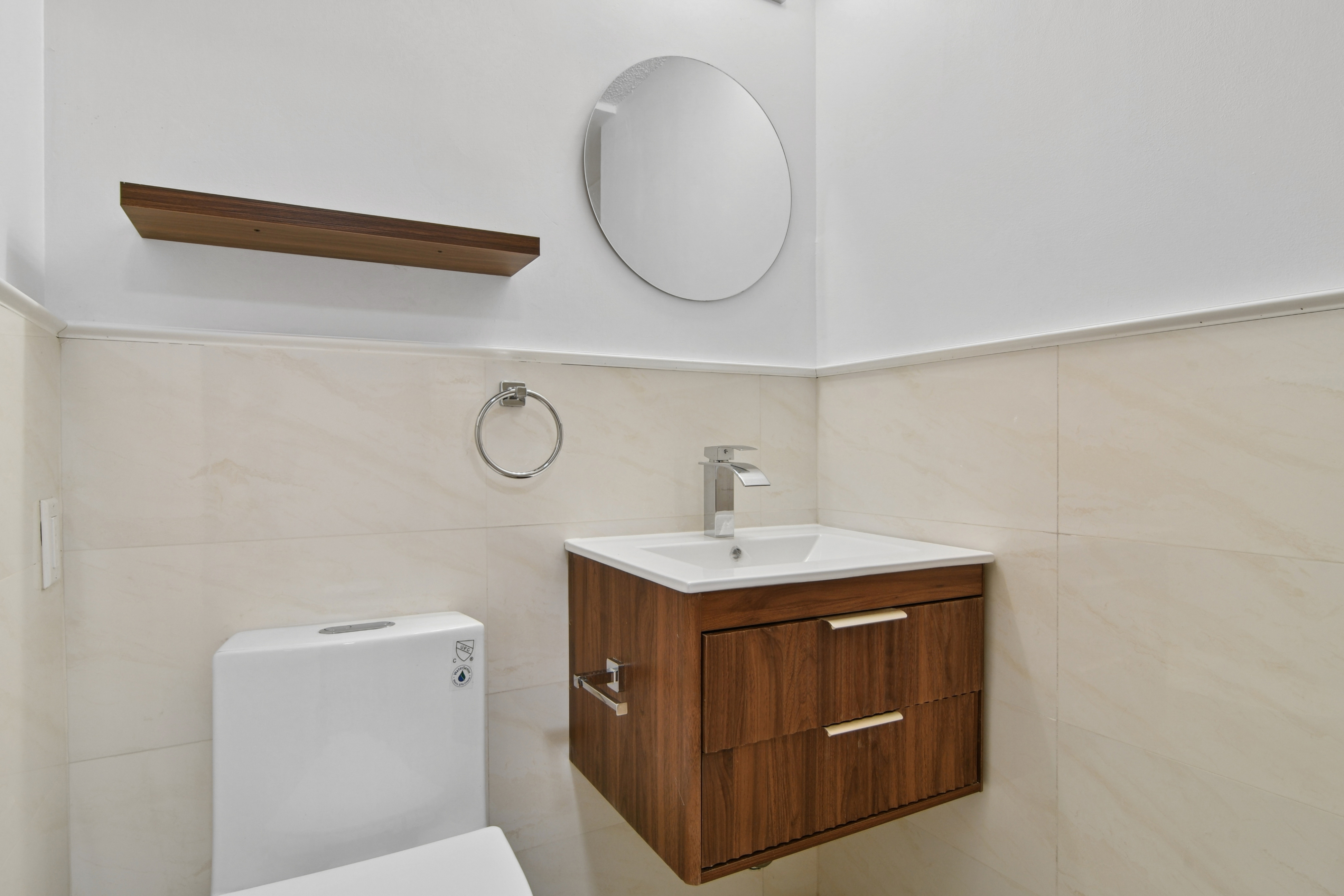 240 East 47th Street, Unit 22B Manhattan, NY 10017 - Photo 9 of 14 Gallery Image 9
