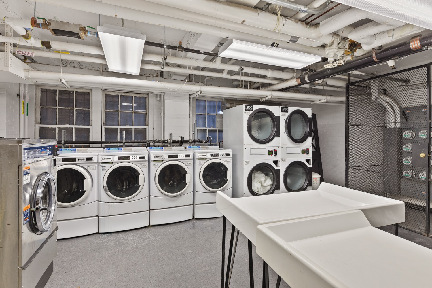 24 Monroe Place, Unit 8B Brooklyn, NY 11201 - Photo 14 of 16