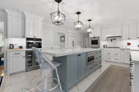Contact Agent | 5 Jamaica Lane, Haverhill, MA 01830