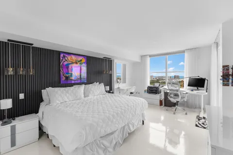 $785,000 | 1800 Sunset Harbour Drive, Unit 2409, Miami Beach, FL 33139