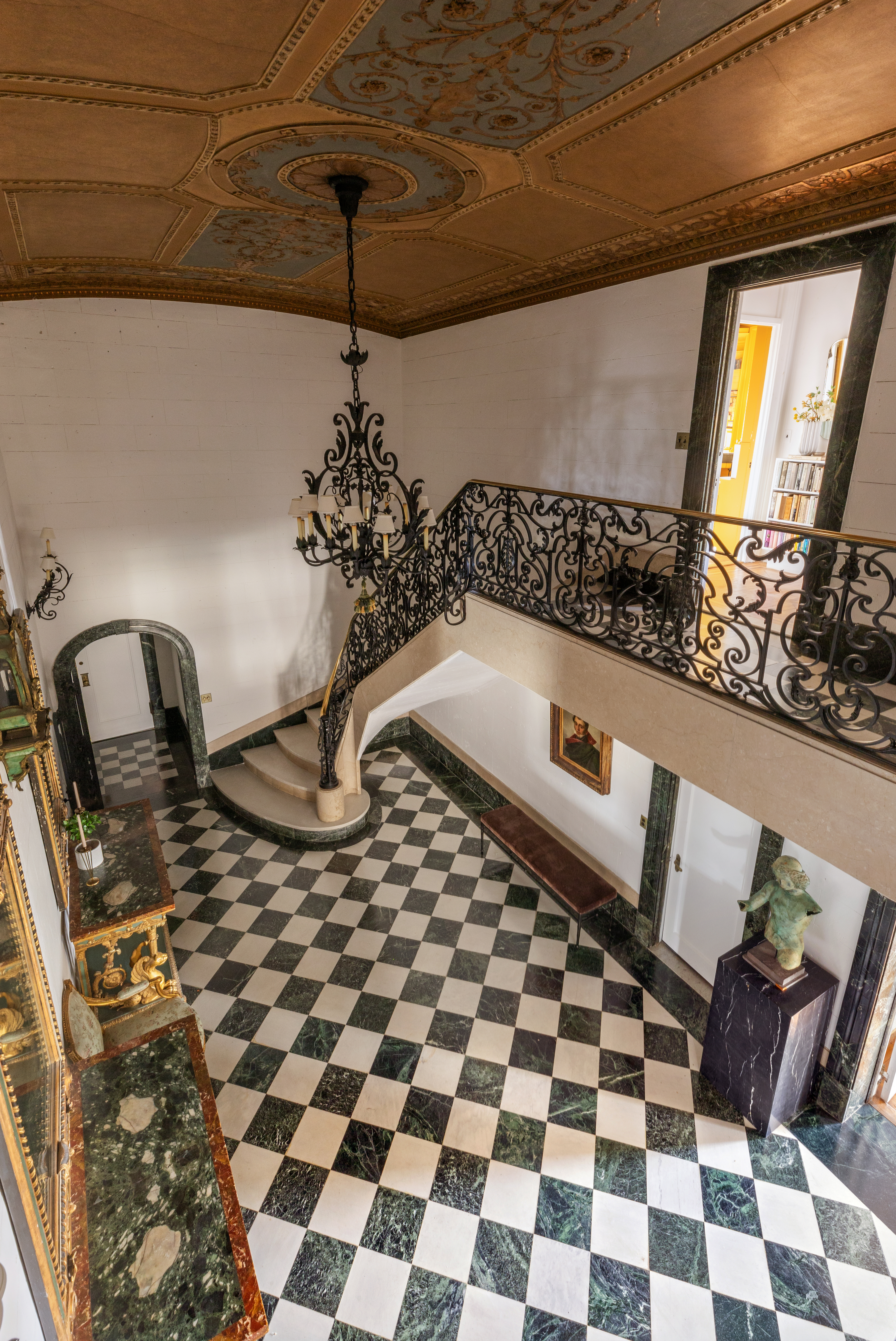 1136 5th Avenue, Unit 6A Manhattan, NY 10128 - Photo 23 of 44 a black and white checkered floor with a black white checkered floor