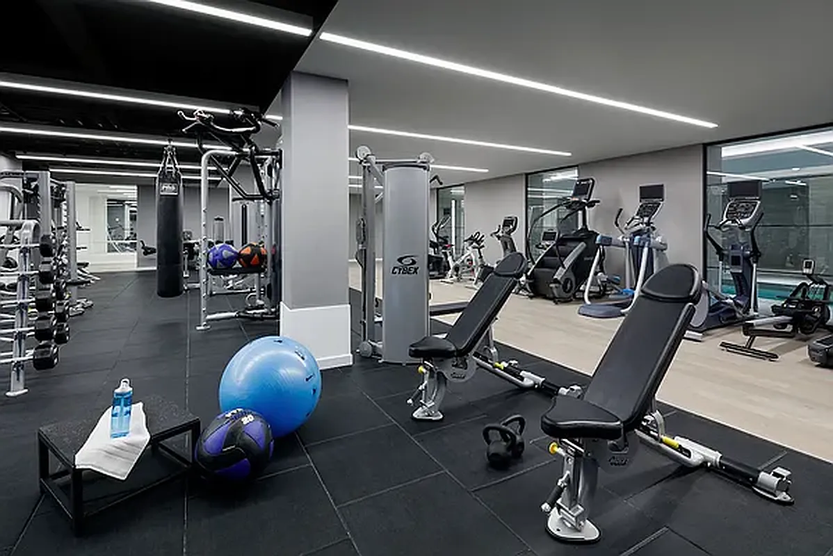 88 Lexington Avenue, Unit 802 Manhattan, NY 10016 - Photo 15 of 22 a view of a room with gym equipment