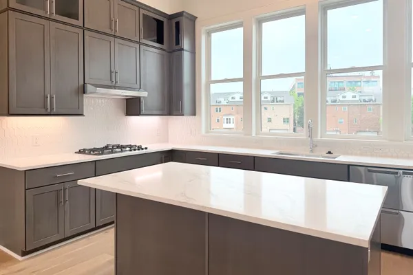 $789,900 | 2401 Canton Street, Unit 1005, Dallas, TX 75201