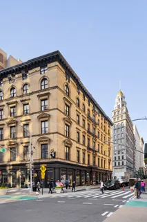 $2,295,000 | 21 East 22nd Street, Unit PH12F | Flatiron