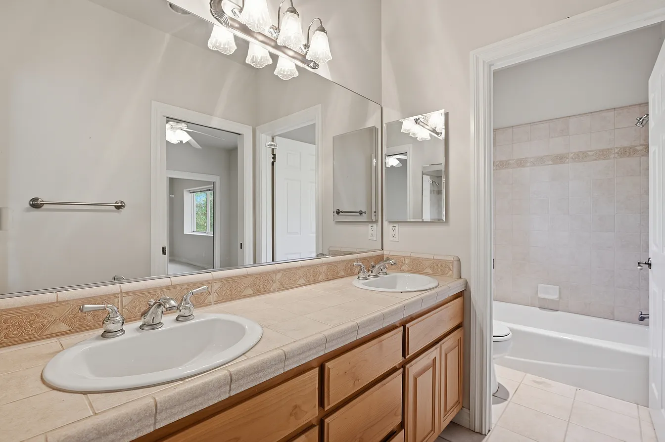2596 Green Canyon Road Fallbrook, CA 92028 - Photo 40 of 73 Gallery Image 40
