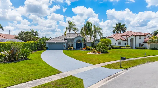 $939,000 | 20317 Hacienda Court, Boca Raton, FL 33498