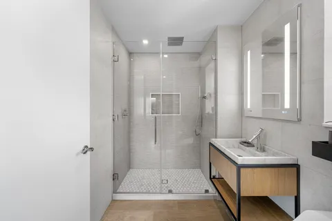 $1,195,000 | 5 West 127th Street, Unit PHB | Central Harlem